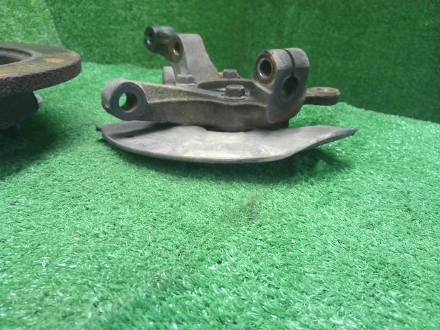 ミニキャブ 右ＦナックルハブＡＳＳＹ GBD-U62T MR353693