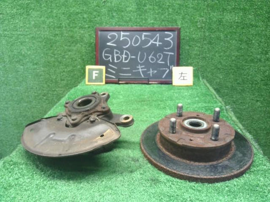 ミニキャブ 左ＦナックルハブＡＳＳＹ GBD-U62T MR353692