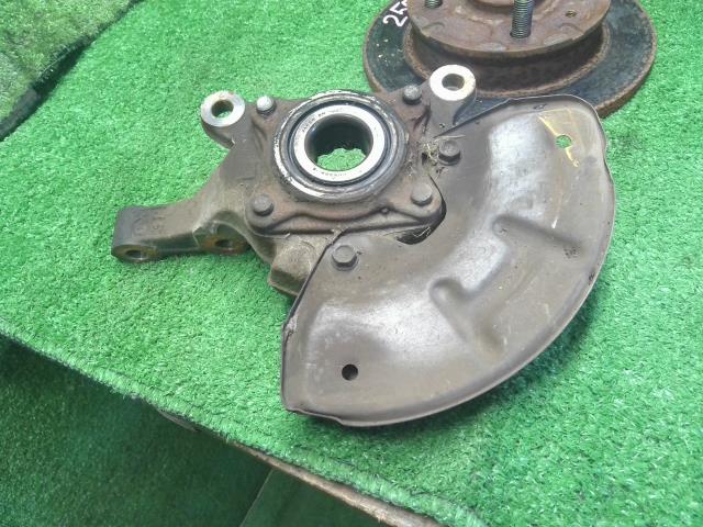 ミニキャブ 左ＦナックルハブＡＳＳＹ GBD-U62T MR353692