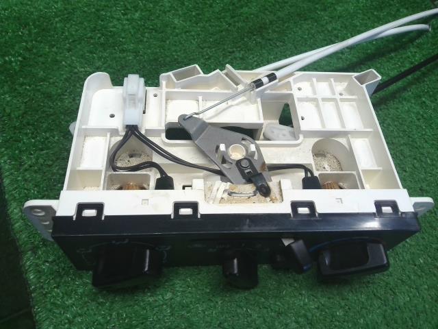 ミニキャブ Ａ／Ｃスイッチパネル GBD-U62T 7820A253