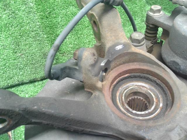 アルト 左ＦナックルハブＡＳＳＹ LA-HA23S 45150-76810