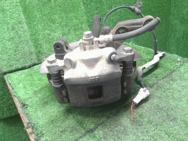 アルト 左ＦナックルハブＡＳＳＹ LA-HA23S 45150-76810
