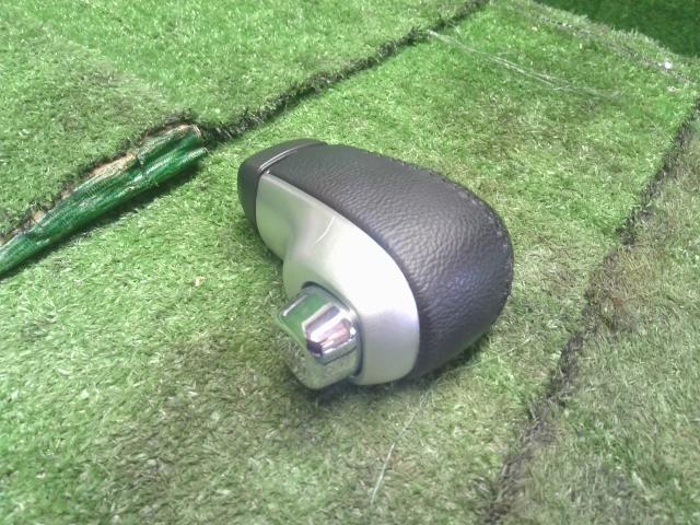 タント 内装部品 DBA-LA610S 33504-B2191-C1