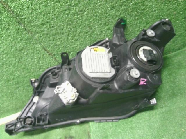 カローラフィールダー 右ヘッドランプＡＳＳＹ DBA-NZE164G 81145-12J10
