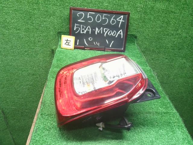 パッソ 左テールランプ 5BA-M700A 81560-B1160