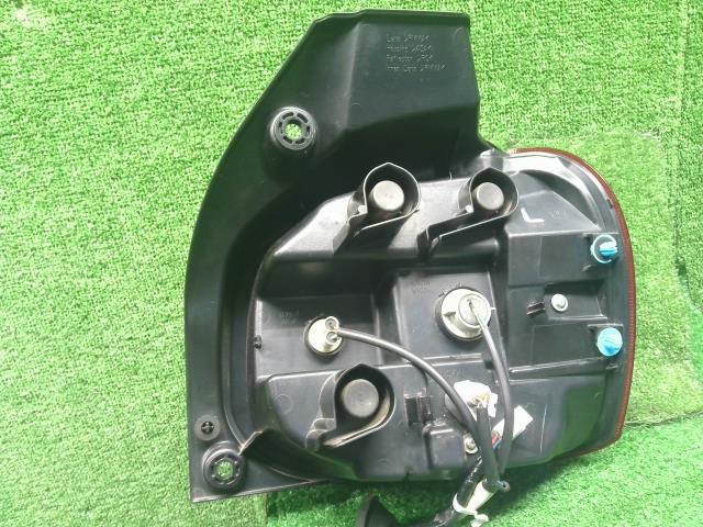 パッソ 左テールランプ 5BA-M700A 81560-B1160