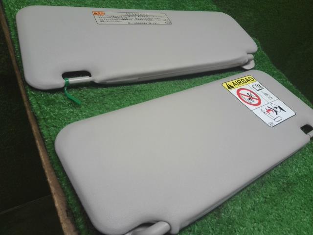 パッソ サンバイザー 5BA-M700A 74310-B1250-B0