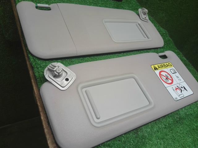 パッソ サンバイザー 5BA-M700A 74310-B1250-B0