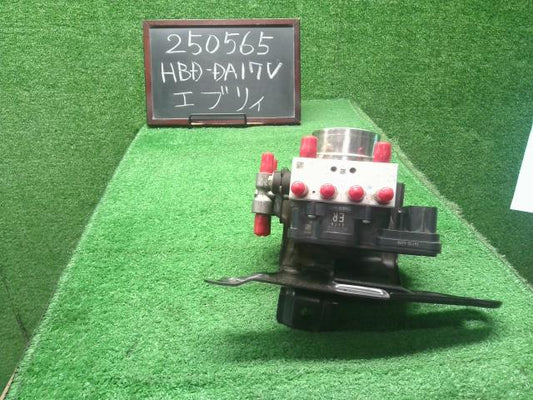 エブリィ ＡＢＳアクチュエーター HBD-DA17V 56130-64P91