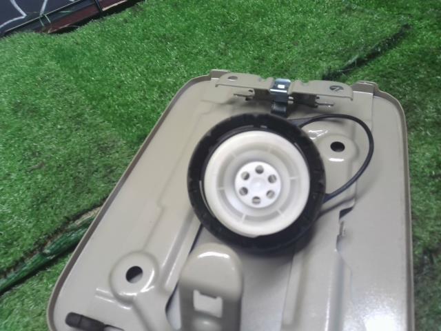 クロスビー フューエルリッド DAA-MN71S 64570-76R00