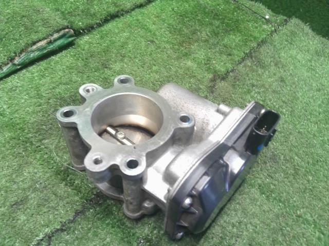 クロスビー スロットルボディ DAA-MN71S 13400-76R00