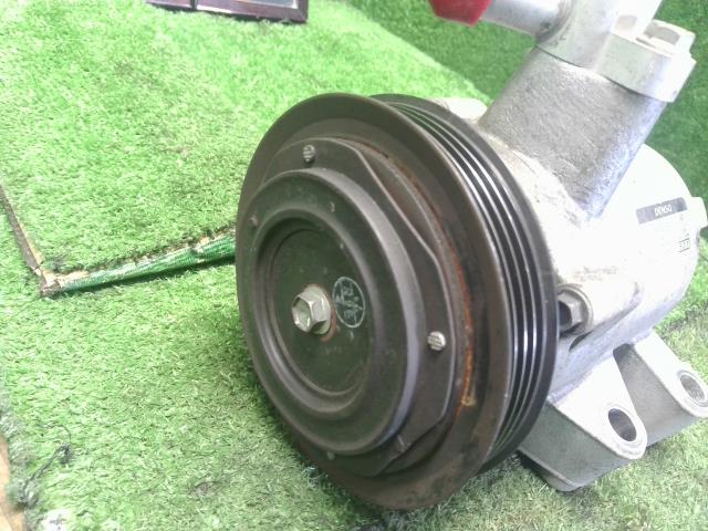 クロスビー Ａ／Ｃコンプレッサー DAA-MN71S 95200-82R10