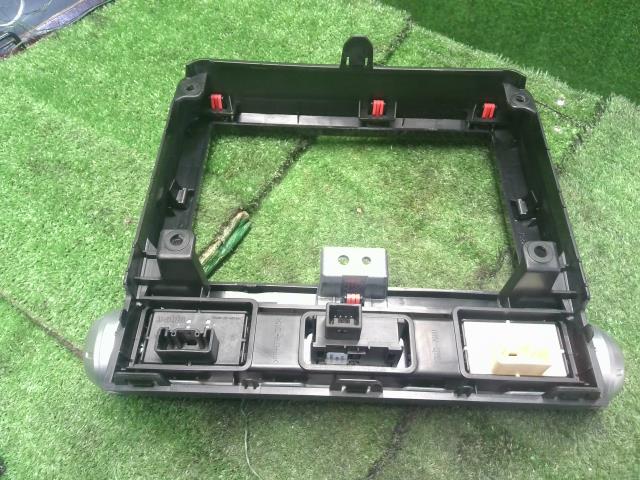 クロスビー クラスターパネル DAA-MN71S 73310-76R00-C9M