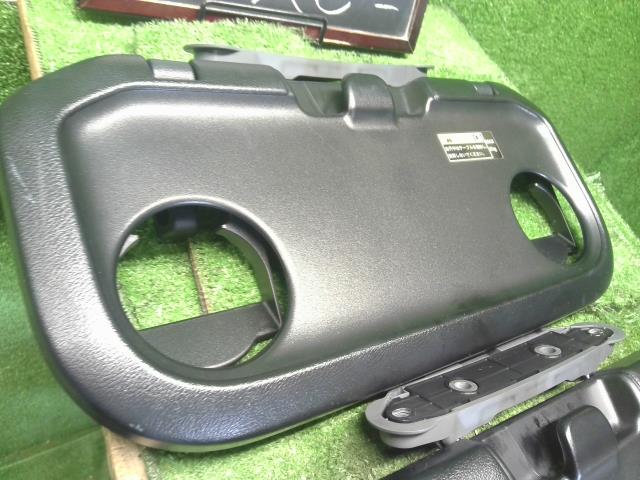 クロスビー 内装部品 DAA-MN71S