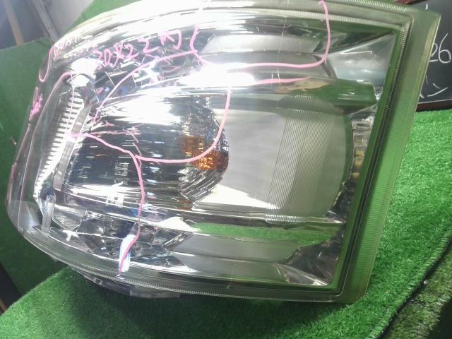 NV350キャラバン 左ヘッドランプＡＳＳＹ LDF-CW8E26 26060-3XA1C