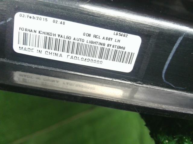 NV350キャラバン 左テールランプ LDF-CW8E26 26555-3XA0B