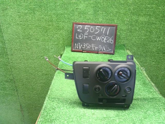 NV350キャラバン Ａ／Ｃスイッチパネル LDF-CW8E26 27515-3XA2A