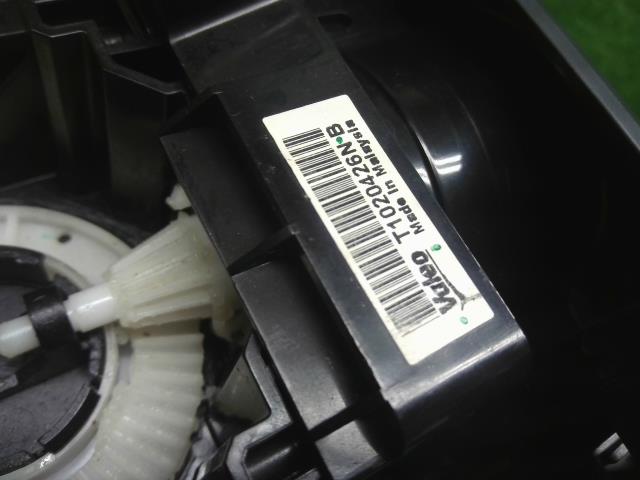 NV350キャラバン Ａ／Ｃスイッチパネル LDF-CW8E26 27515-3XA2A