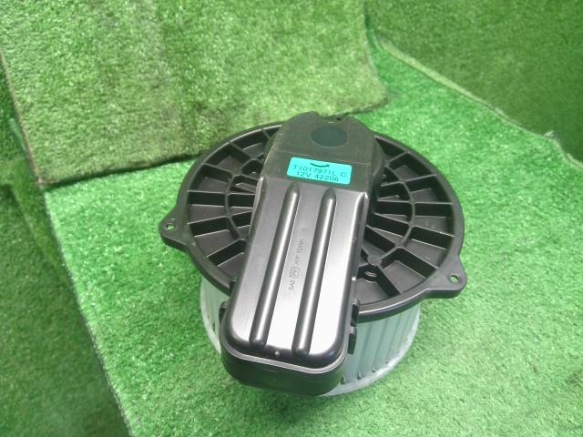NV350キャラバン ヒーターブロアモーター LDF-CW8E26 27220-3XA1A