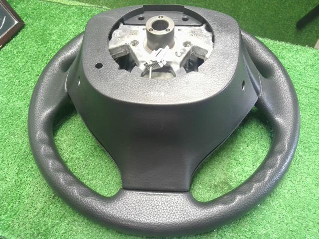 NV350キャラバン ステアリングホイール LDF-CW8E26 48430-3XA0A