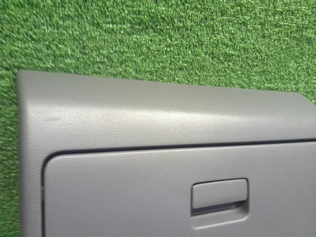 NV350キャラバン グローブＢＯＸ LDF-CW8E26 68500-3XA0A