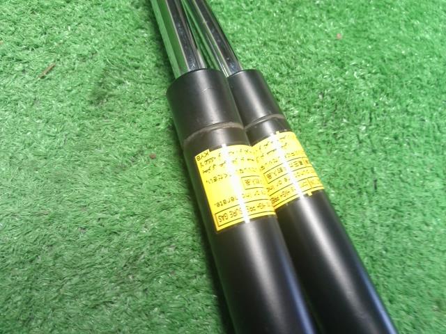 NV350キャラバン バックドアダンパー LDF-CW8E26 90450-3XC3A