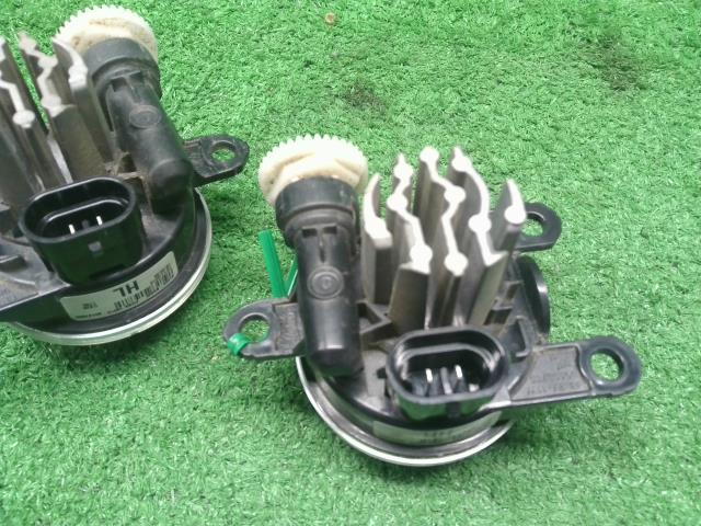 ハイゼット 左フォグランプ EBD-S331V 81220-B5030