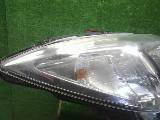 ソリオ 右ヘッドランプＡＳＳＹ DAA-MA36S 35120-81P60