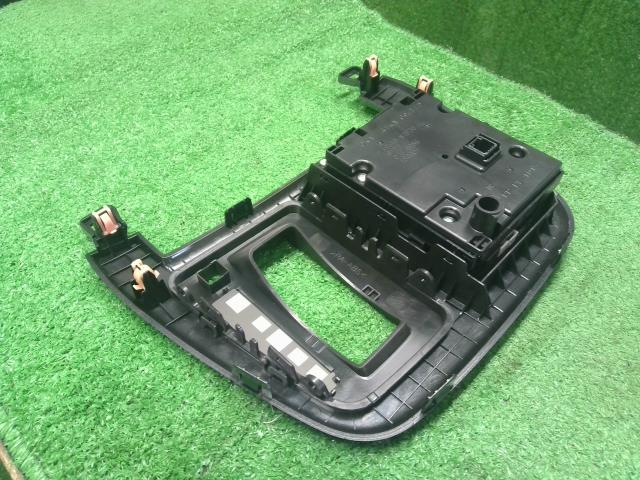 ソリオ Ａ／Ｃスイッチパネル DAA-MA36S 39510-81P20-B3J