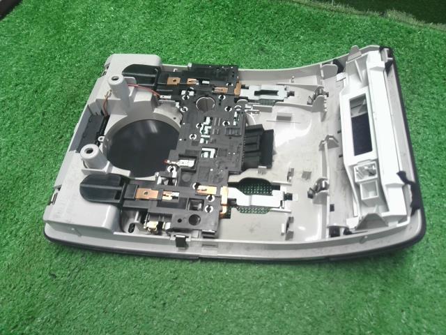 アウディ A4 ルームランプ GH-8EAMBF 8E0947135D
