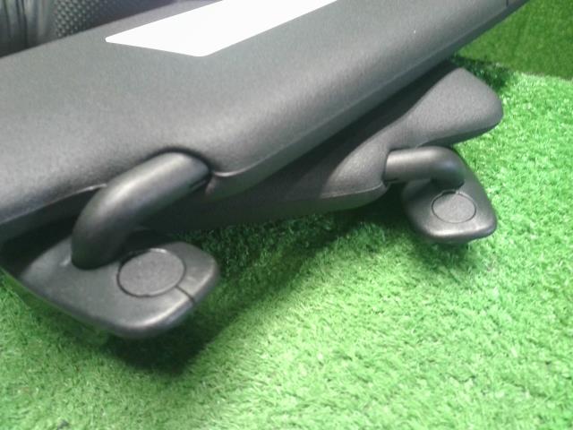 アウディ A4 サンバイザー GH-8EAMBF 8E0857551B