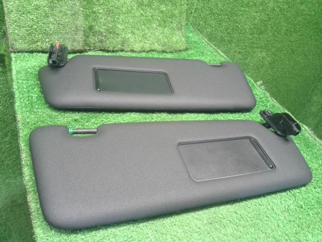アウディ A4 サンバイザー GH-8EAMBF 8E0857551B