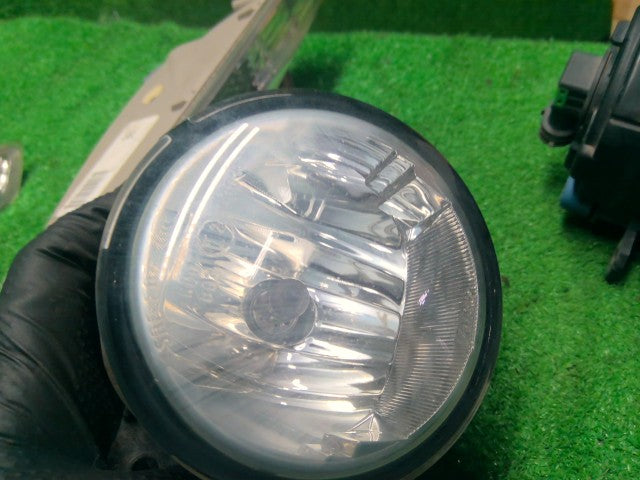 シトロエン DS5 左フォグランプ ABA-B85F02