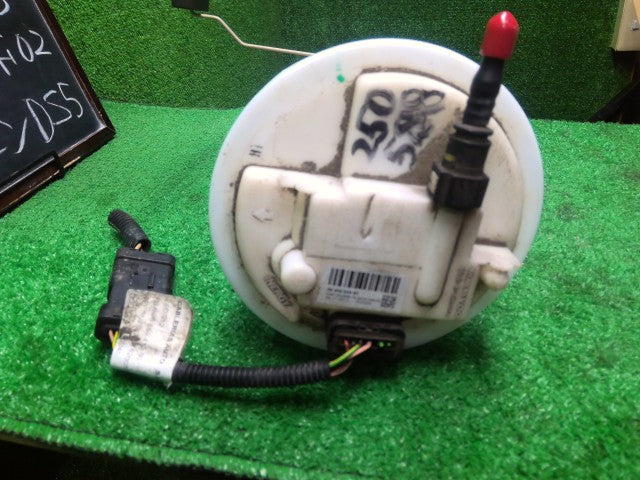 シトロエン DS5 フューエルポンプ ABA-B85F02