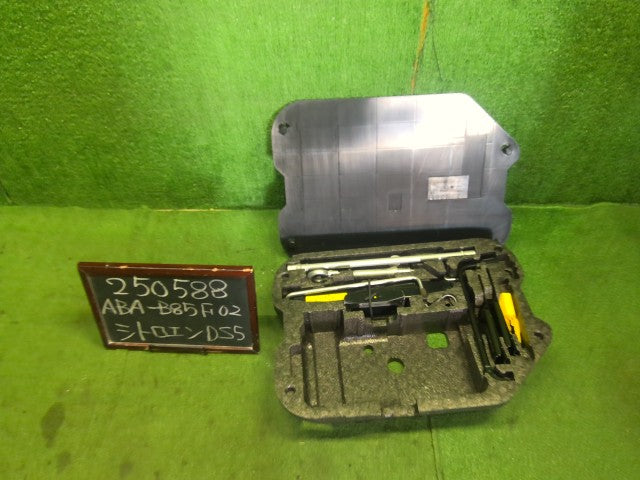 シトロエン DS5 車載工具 ABA-B85F02