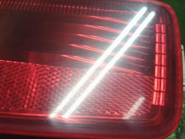 ハイゼット 右テールランプ EBD-S211P 81550-B5050