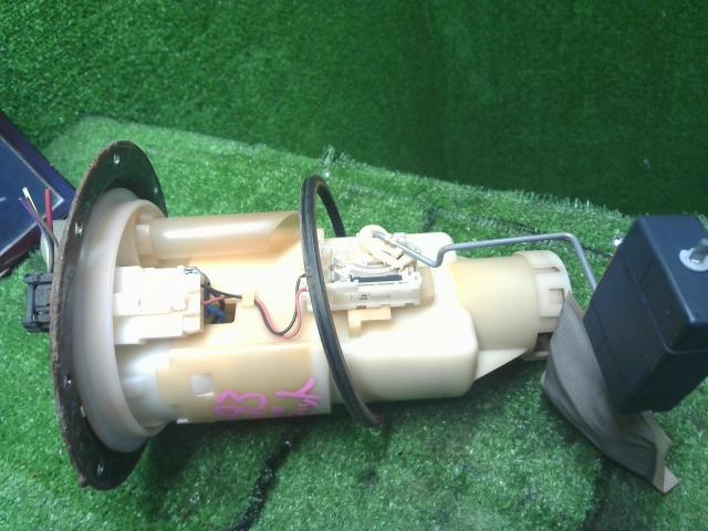 ハイゼット フューエルポンプ EBD-S211P 23210-B5030