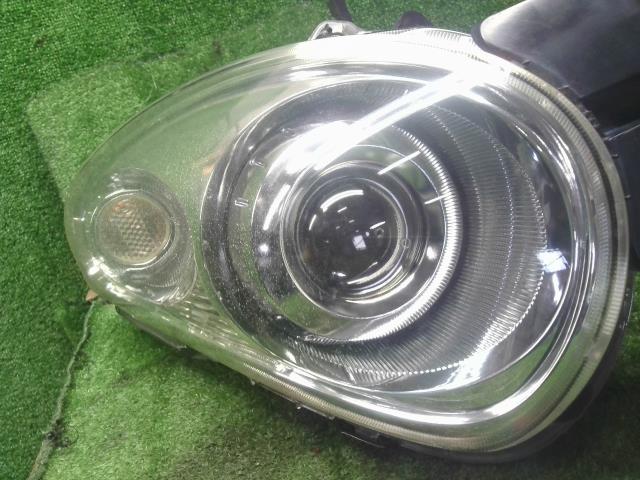 Ｒ２ 左ヘッドランプＡＳＳＹ ABA-RC1 84001KG052