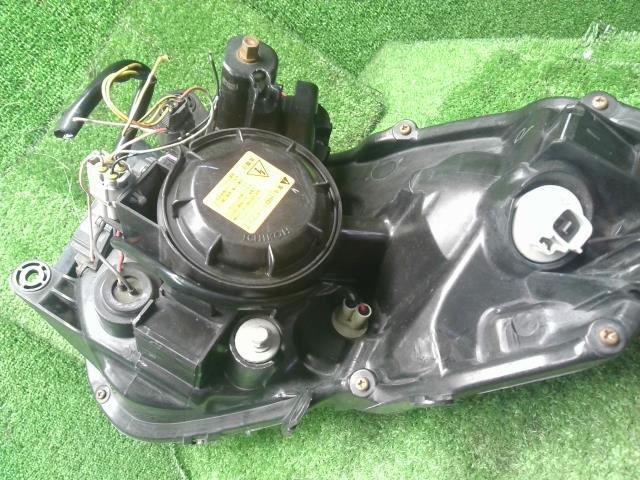 Ｒ２ 左ヘッドランプＡＳＳＹ ABA-RC1 84001KG052