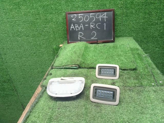 Ｒ２ ルームランプ ABA-RC1 84601AG0200R