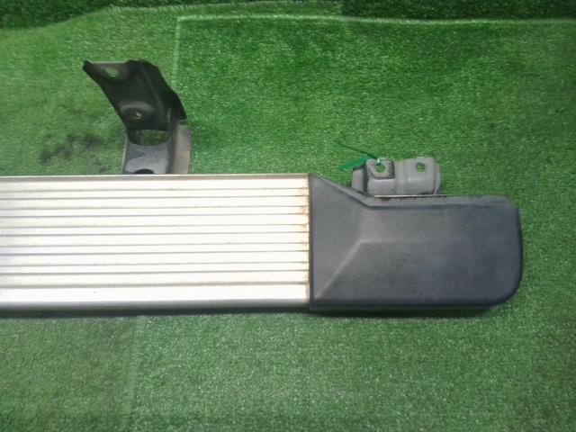 ランドクルーザープラド 右サイドステップ Q-LJ78G