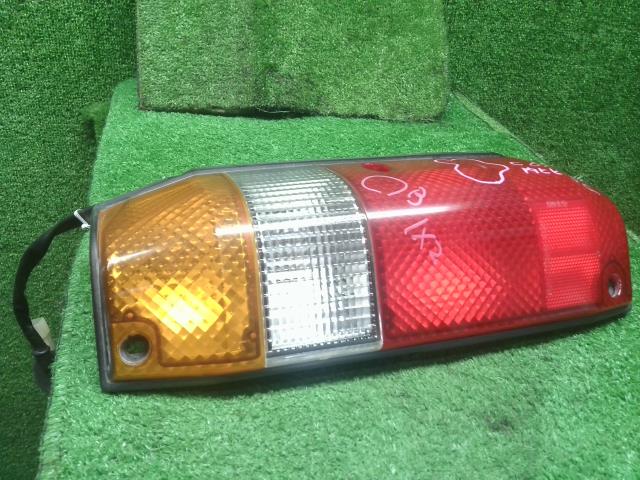 ランドクルーザープラド 左テールランプ Q-LJ78G 81560-60310