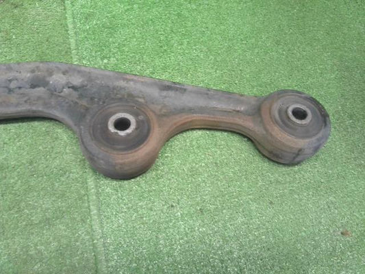 【中古】ランドクルーザープラド Q-LJ78G 右　フロント　ロアアーム 48610-60012 自社品番250598 183