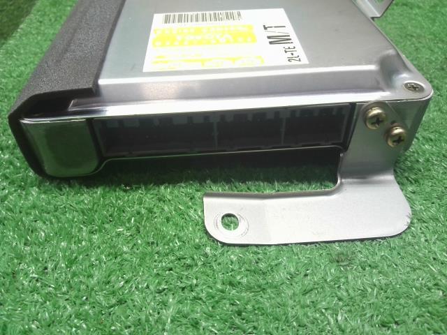 ランドクルーザープラド エンジンコンピューター Q-LJ78G 89661-60101