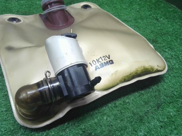 ランドクルーザープラド ウォッシャータンク Q-LJ78G 85325-60040