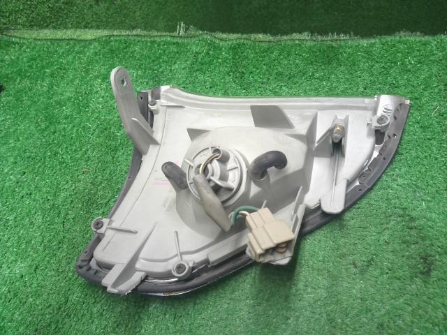 ランドクルーザープラド ランプ類 Q-LJ78G 81620-60130