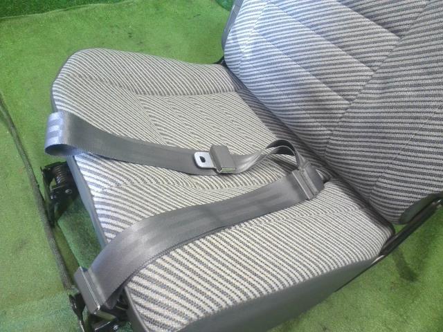 ランドクルーザープラド Ｒシート Q-LJ78G