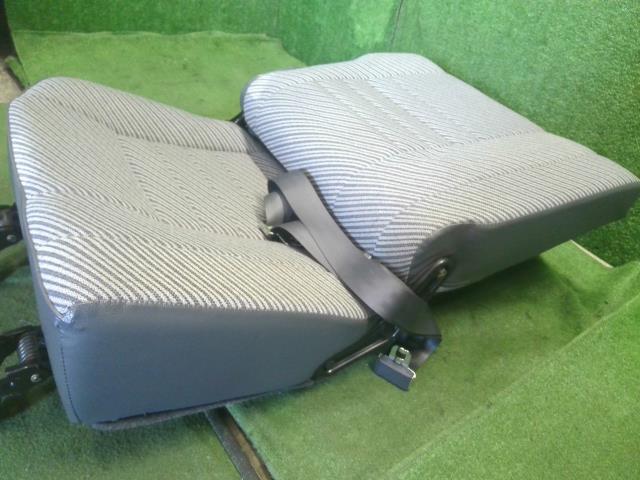 ランドクルーザープラド Ｒシート Q-LJ78G
