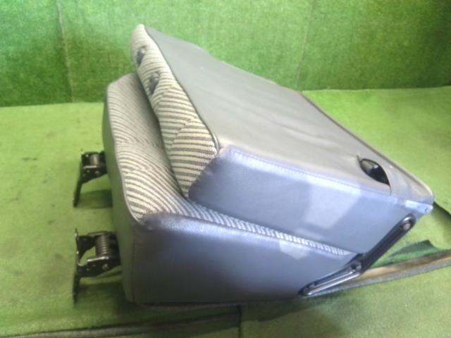 ランドクルーザープラド Ｒシート Q-LJ78G
