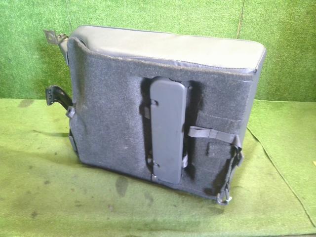 ランドクルーザープラド Ｒシート Q-LJ78G
